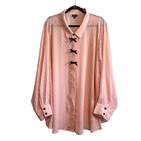 Torrid Pink Chiffon Textured Swiss Dot Semi-Sheer Bow Blouse Size 6X (30) - Picture 4 of 16